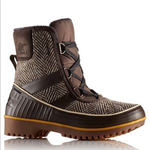 SOREL Women's Tivoli II Herringbone Boots